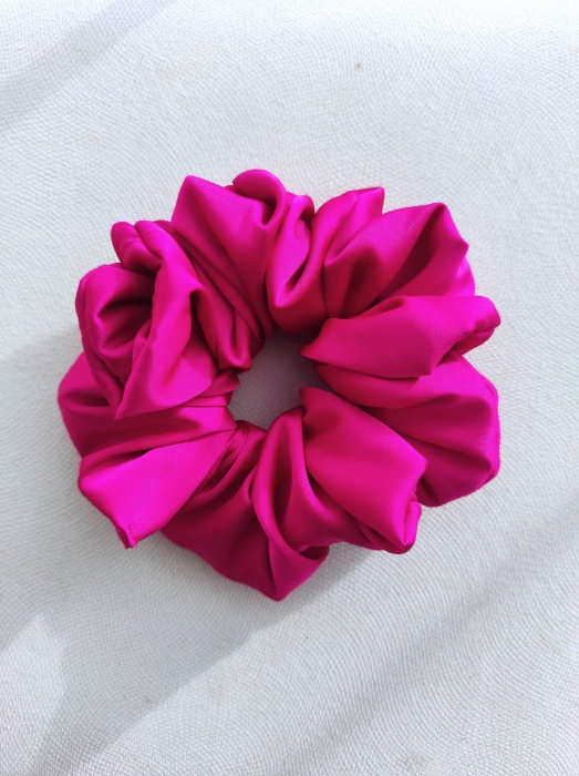 Gumka_Scrunchie_magenta_maxi.jpg