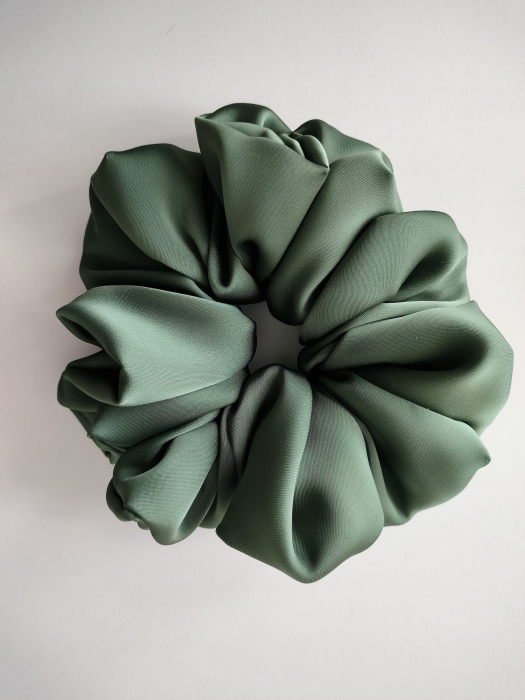 Gumka_scrunchie_maxi_olive.jpg