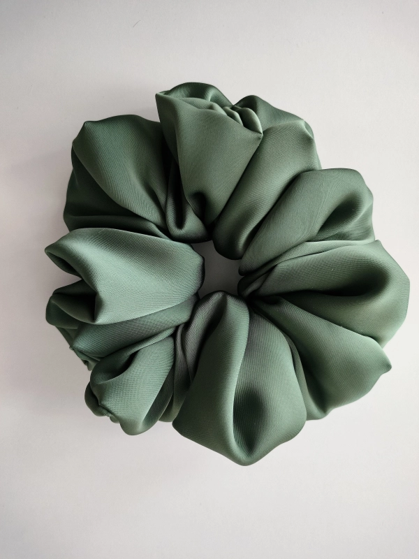 Gumka_scrunchie_maxi_olive.jpg