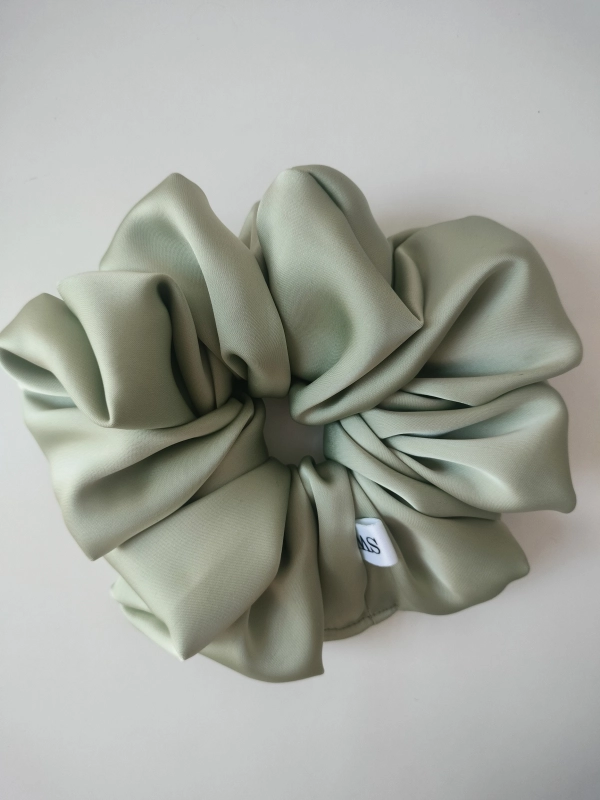 Scrunchie_icematcha_maxi.jpg