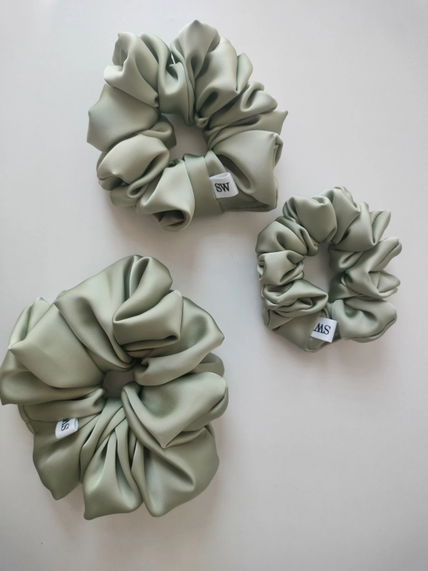 Scrunchie_icematcha_maxi.jpg