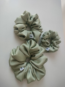 Scrunchie_icematcha_mini.jpg