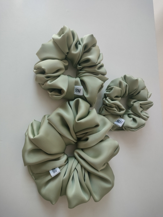 Scrunchie_icematcha_mini.jpg