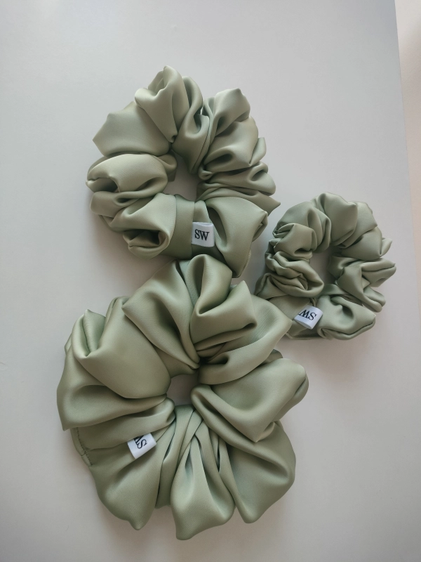 Scrunchie_icematcha_mini.jpg