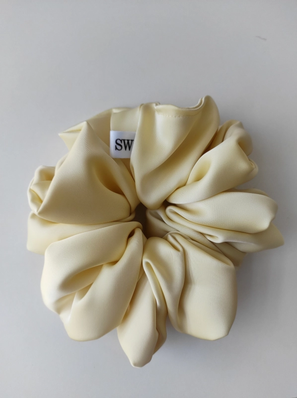 Scrunchie_summeryellow_maxi.jpg