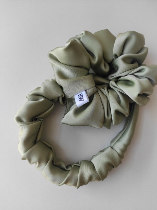 Zestaw_opaska_scrunchie_icematcha.jpg
