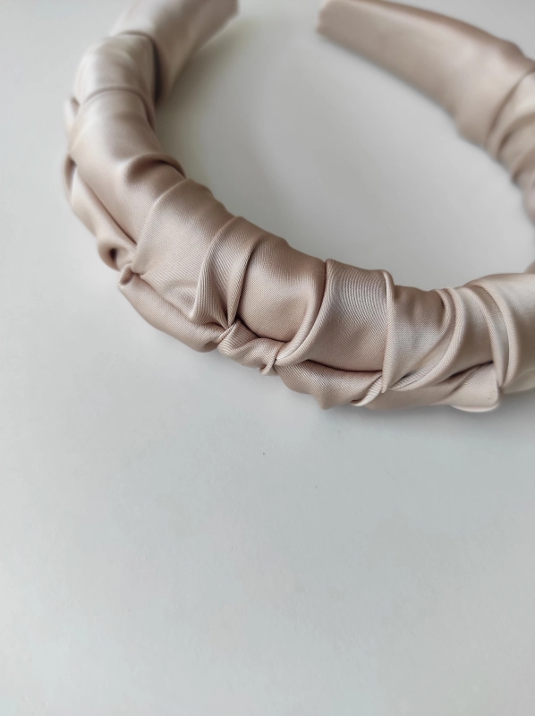 Opaska_marszczona_Beige_II.jpg