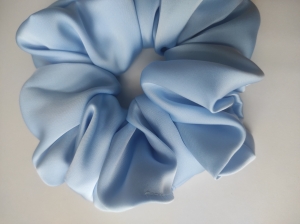 Gumka_Scrunhie_coldblue_maxi.jpg