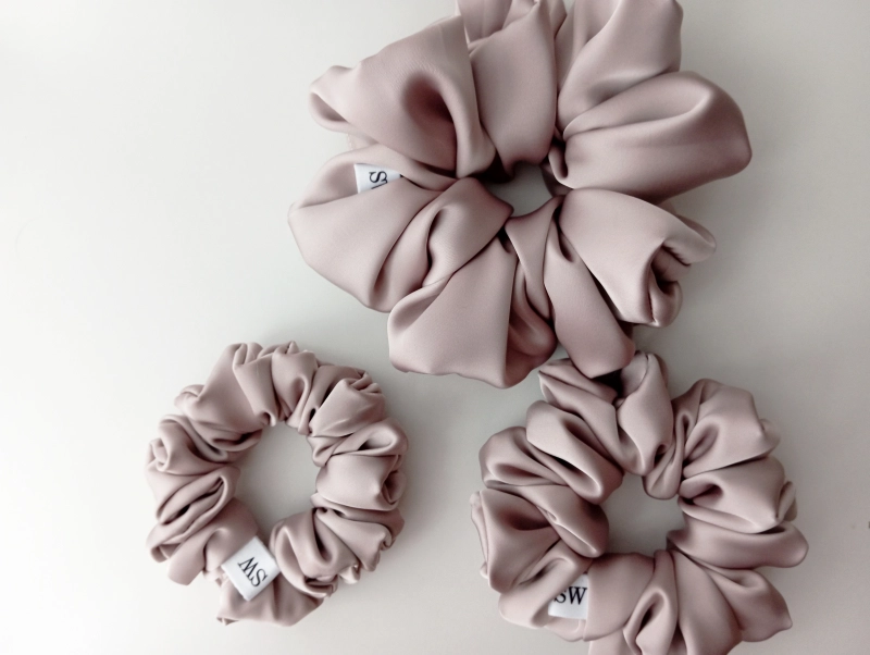 Scrunchie_coldbeige_mini.jpg