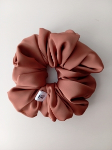 Scrunchie_cynamon_maxi.jpg
