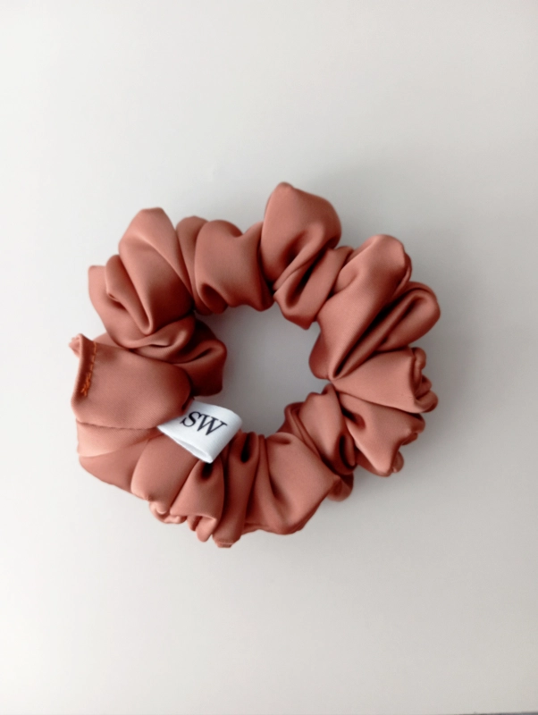 Scrunchie_cynamon_mini.jpg